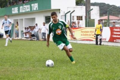 fotopg23mesmosemmarcarumgolnoregionalmarcelofranadeuopassedosegundoMD.jpg