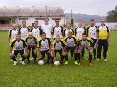 fotopg23abretamandarvenceclassicoMD.jpg