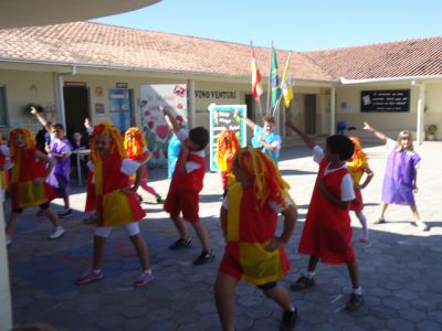 fotopg12retrancaabrecolorMD.jpg