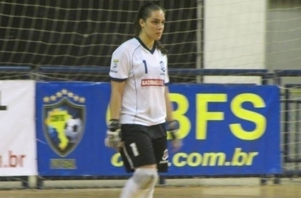 Goleira Missi de Ilhota é convocada para Mundial de Futsal Feminino