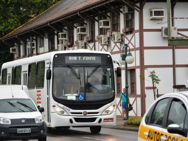 Blumenau passa a contar com novas linhas de nibus nesta segunda-feira