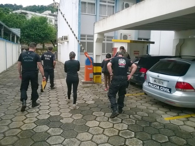 Quadrilha que comercializava drogas com ajuda de taxista  presa em Joaaba
