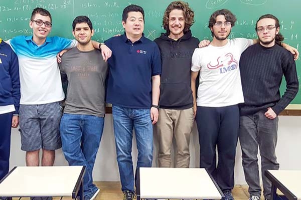 Brasil leva 5 medalhas de prata em Olimpada de Matemtica na sia
