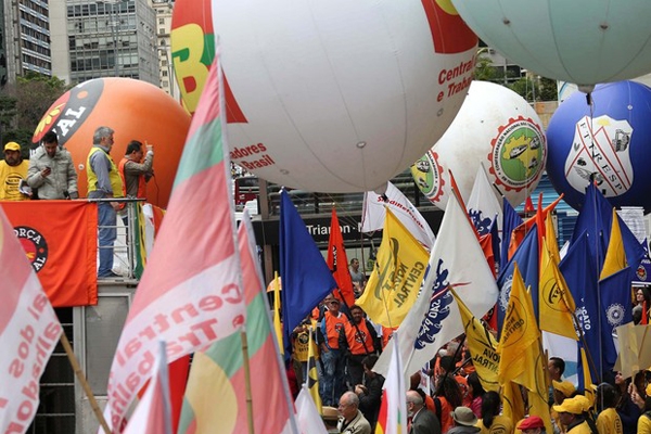 Centrais sindicais fazem protestos contra Temer pelo pas