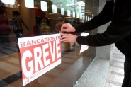 Greve dos bancrios em Santa Catarina chega  terceira semana