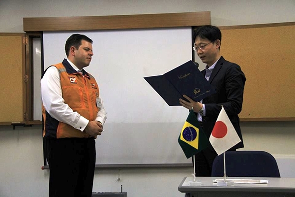 Defesa Civil de Santa Catarina participa de curso voltado a preveno e gesto de risco no Japo