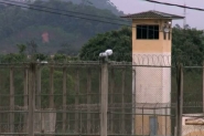 Detentos fogem da Penitenciria da Canhanduba, em Itaja
