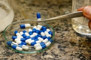Fosfoetanolamina: Icesp anuncia 2 fase de testes da 'plula do cncer'