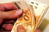 Dvida pblica sobe 3,1% em setembro e atinge patamar indito de R$ 3 tri