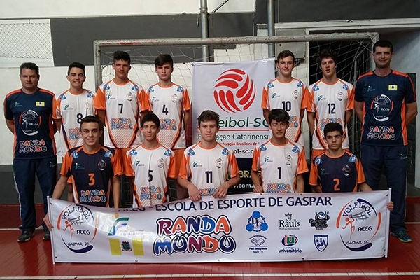 Time gasparense de vôlei está entre os melhores do Estado