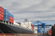 Exportao catarinense cai menos que a mdia nacional