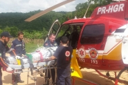 Ap�s se agredirem com faca, pai e filho sofrem acidente rumo a hospital