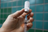 Em dois meses, 5 mil meninos s�o vacinados contra HPV em SC