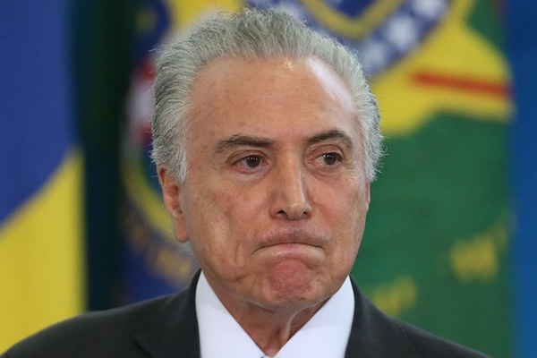 Semana poltica comea com parecer de relator sobre denncia contra Temer