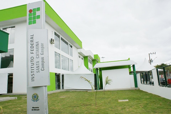 IFSC lan�a edital de concurso com 58 vagas para professores e t�cnico-administrativos