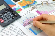 Mercado prev menos inflao e mais crescimento econmico para 2017