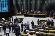 Cmara tentar votar reforma poltica antes de receber denncia contra Temer