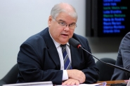 PF cumpre mandado de busca e apreenso no gabinete do deputado Lcio Vieira Lima, irmo de Geddel