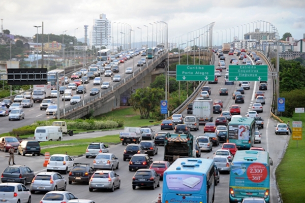 Florianópolis é a pior cidade para se dirigir no Brasil, segundo pesquisa