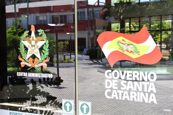 Governo do Estado de Santa Catarina atende em regime de plantão nas férias