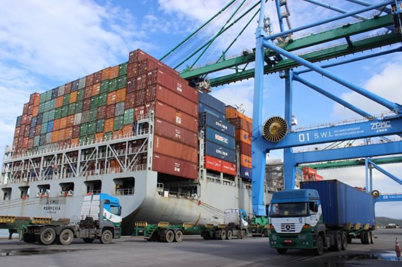 Movimenta��o de cargas no Porto de Imbituba cresce 12,7% no primeiro trimestre de 2018