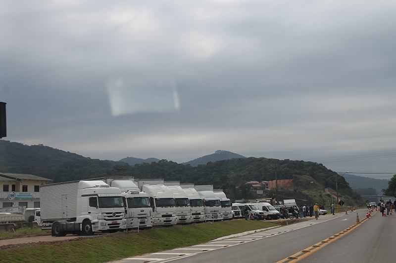 Caminhoneiros e ANTT voltam a discutir tabela de fretes