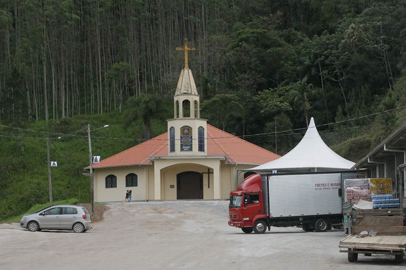 Festa e carreata em homenagem  Nossa Senhora Aparecida em Gaspar
