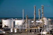 Petrobras reduz em 1,32% preo da gasolina nas refinarias