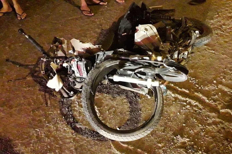 Jovem motociclista morre após colidir contra carro em Navegantes