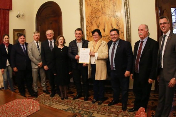 Decreto regulamenta uso dos recursos do Fundo Estadual do Idoso em SC