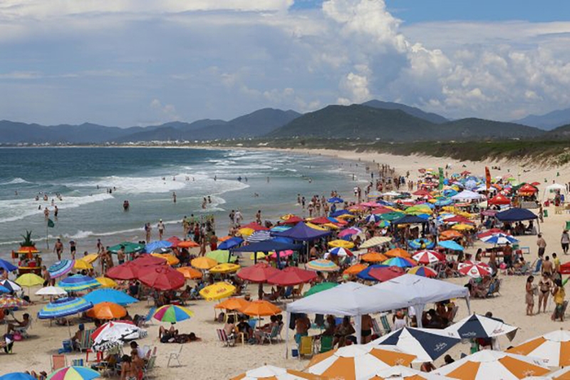 Números mostram que verão é destaque na economia catarinense