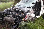 Coliso entre carro e caminho deixa mulher ferida na BR-470, em Gaspar