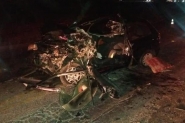 Homem morre em grave acidente entre carro e caminho em Navegantes