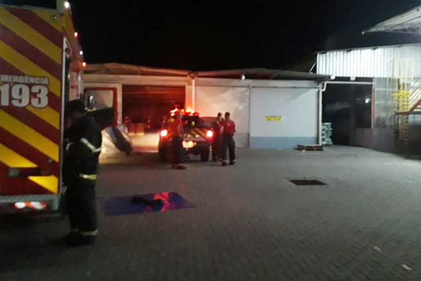 Princpio de incndio atinge Linhas Crculo em Gaspar