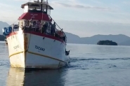 Barco pesqueiro de Itaja afunda no Paran com 24 tripulantes