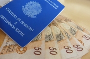 Governo quer permitir que empresas reduzam pela metade carga horria e salrio