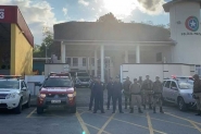 PM e bombeiros de Gaspar fazem homenagem a policial morto por bandido em Cricima