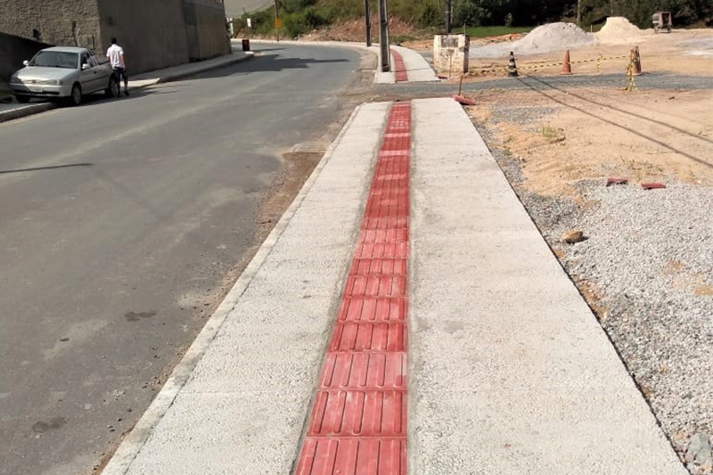Obras de pavimentao da rua Frei Solano esto suspensas por tempo indeterminado