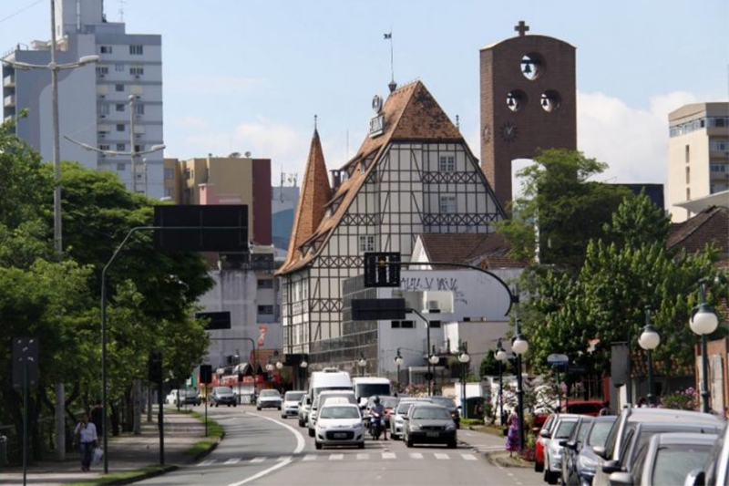 Justia define prazo para que Blumenau implante plano de contingncia para enfrentar Covid-19