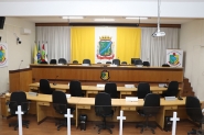 Cmara de Gaspar suspende atendimentos e adota sesses remotas com rodzio de servidores