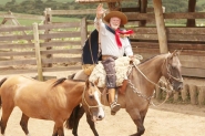 Cavaleiro da Esperana passa por Gaspar em busca de doaes para crianas com AME
