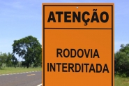 Detonao de rochas interdita BR-470, em Ilhota, nesta quinta
