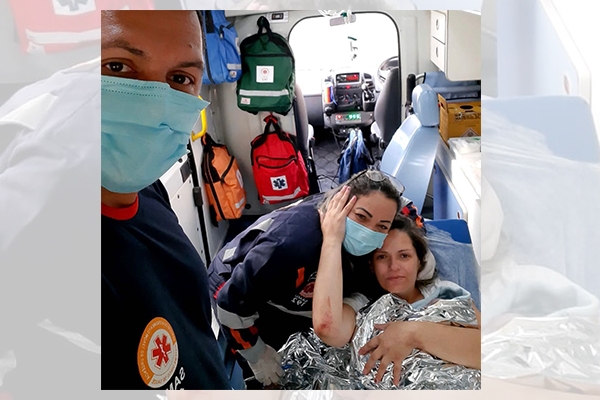 Equipe do Samu de Gaspar realiza parto dentro da ambulncia