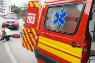 Coliso entre carro e moto deixa homem ferido no Centro de Gaspar