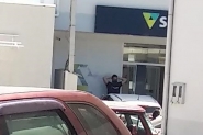 Bandidos assaltam agncia e fogem levando refns no Alto Vale do Itaja