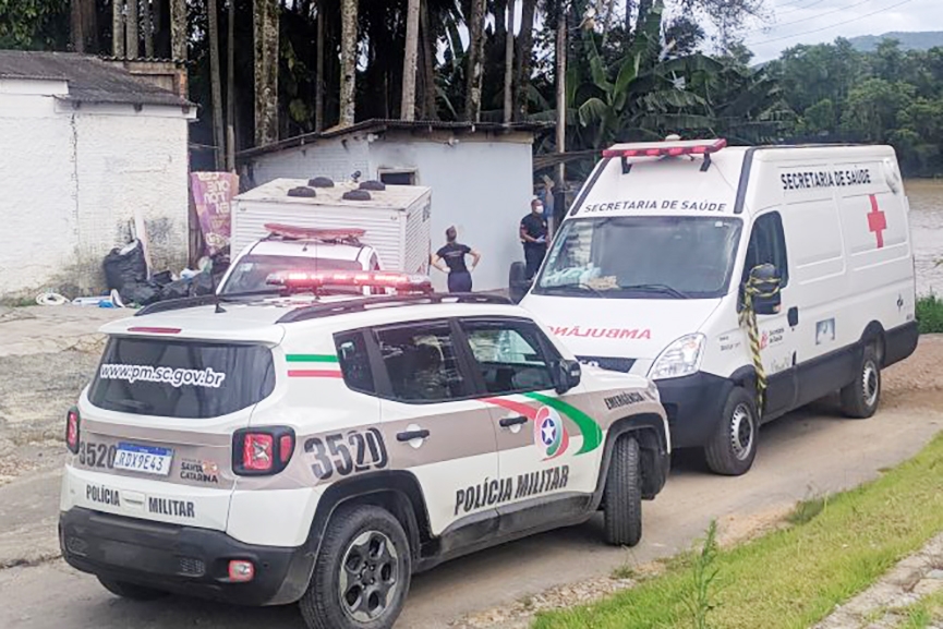 Homem  encontrado sem vida dentro de residncia no Centro de Ilhota