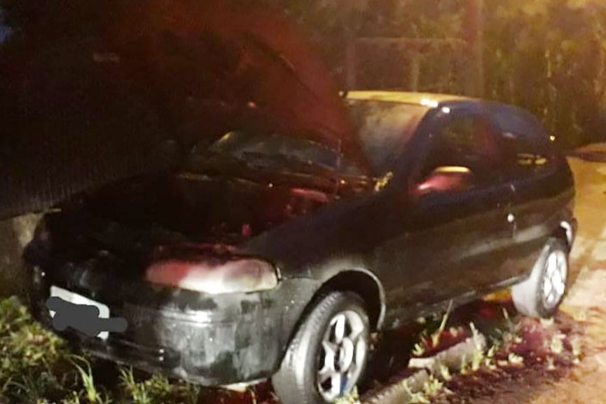 Bombeiros atendem segundo incndio em carro no bairro Gaspar Mirim