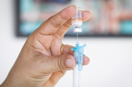 Polcia investiga sumio de 10 doses de vacinas contra o coronavrus em Apina