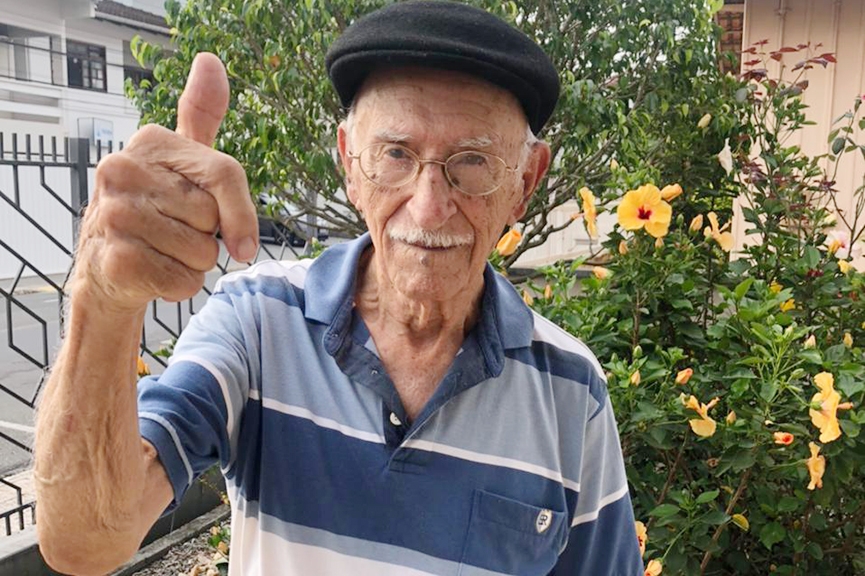Aos 100 anos, seu Cobrinha conta sua histria e fala sobre o desenvolvimento de Gaspar