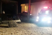Homem fica ferido após sofrer acidente com plataforma traseira de caminhão em Gaspar